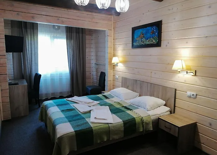 Hotel на бе́резі Kvasy