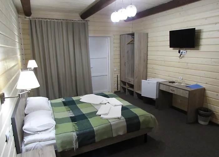 на бе́резі Hotel Kvasy