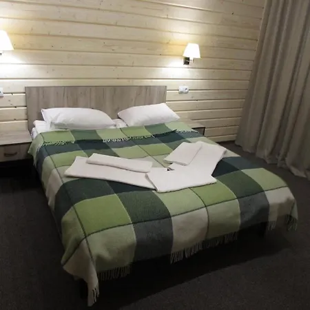 на бе́резі Hotel