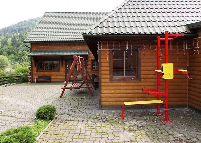 на бе́резі Otel *