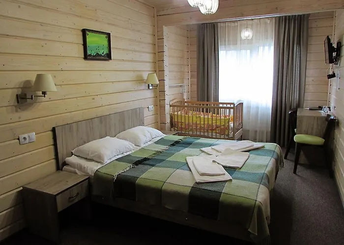 на бе́резі Otel